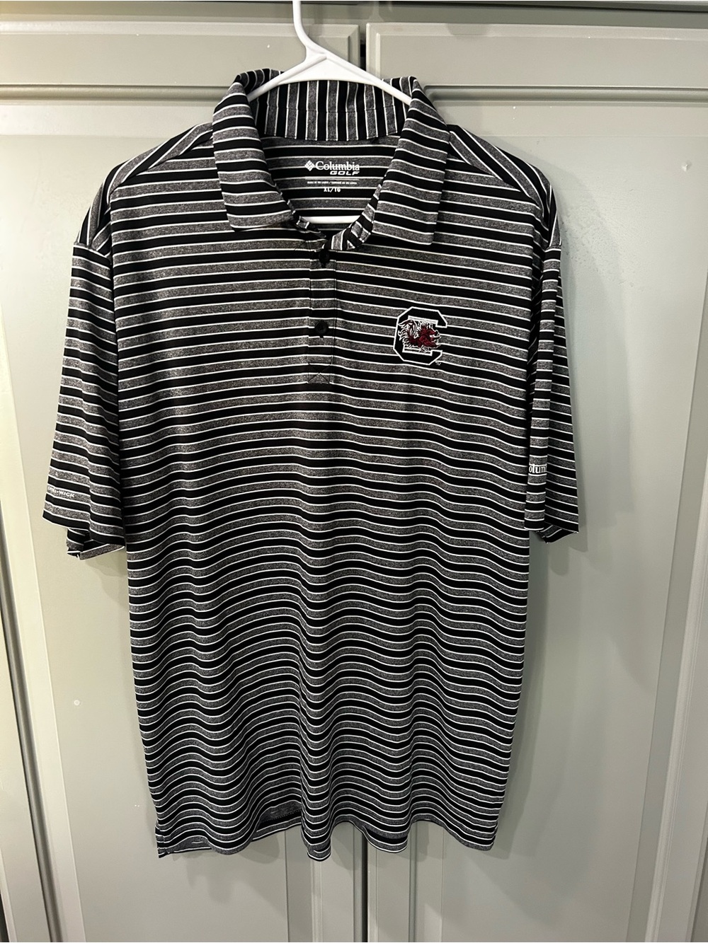 Columbia Black & White Striped Golf Polo with South Carolina Gamecock Logo Sz XL